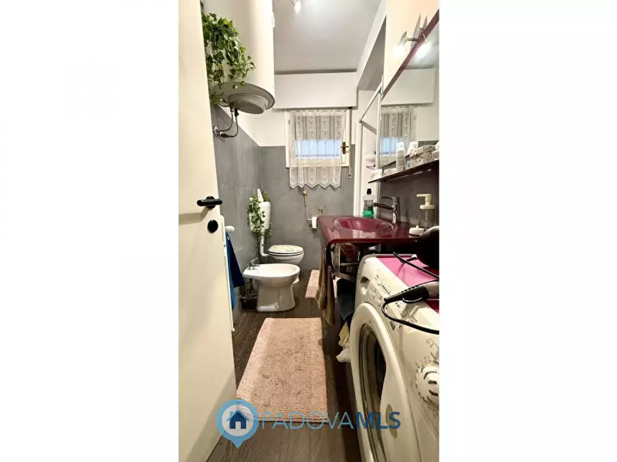 Immagine 17 di Monolocale in vendita  in Via Zara, 1 a Padova