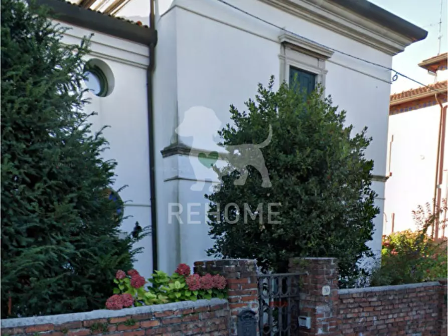 Immagine 41 di Villa in vendita  in Via della Cernaia Udine n.59 a Udine