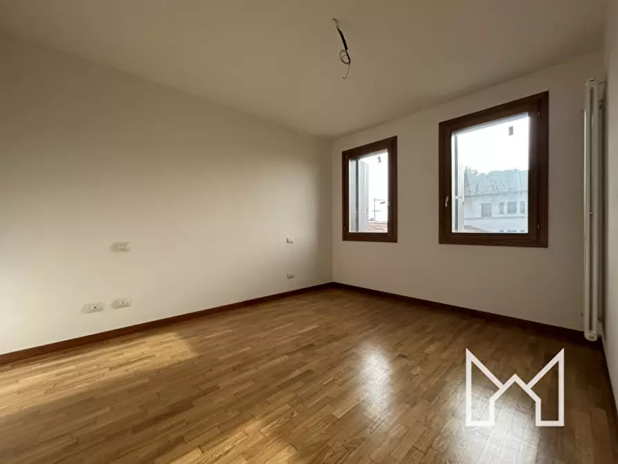 Immagine 8 di Appartamento in vendita  a Rossano Veneto