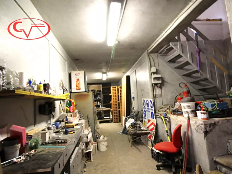Immagine 5 di Magazzino in vendita  in Ganghereto a Terranuova Bracciolini