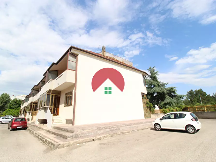 Immagine 1 di Villetta a schiera in vendita  in via dei japigii a Matera