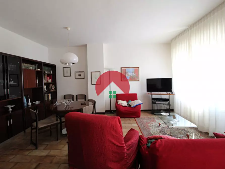 Immagine 4 di Villetta a schiera in vendita  in via dei japigii a Matera