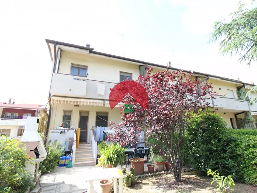 Immagine 18 di Villetta a schiera in vendita  in via dei japigii a Matera