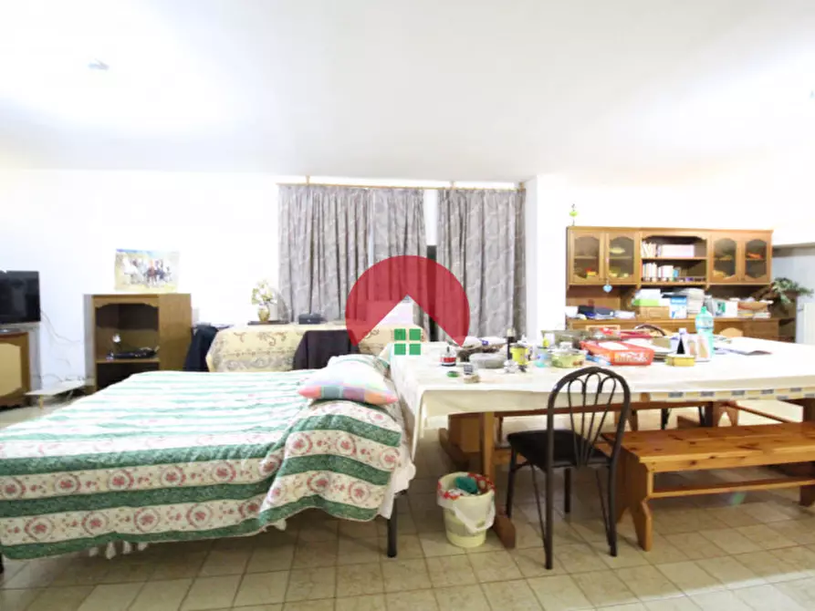 Immagine 40 di Villetta a schiera in vendita  in via dei japigii a Matera