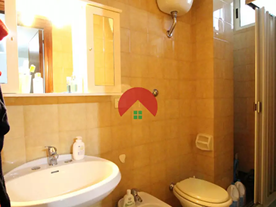 Immagine 42 di Villetta a schiera in vendita  in via dei japigii a Matera