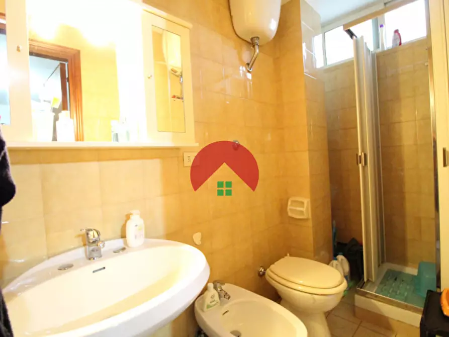 Immagine 43 di Villetta a schiera in vendita  in via dei japigii a Matera