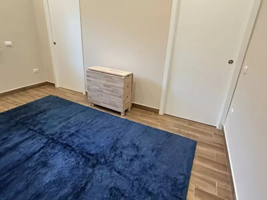 Immagine 11 di Appartamento in affitto  in via Zanfagna a Napoli