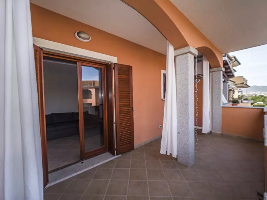 Immagine 10 di Appartamento in vendita  in Via Salvatore Quasimodo 45a a Olbia