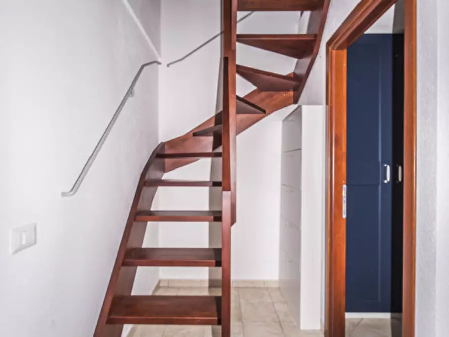 Immagine 11 di Appartamento in vendita  in Via Salvatore Quasimodo 45a a Olbia