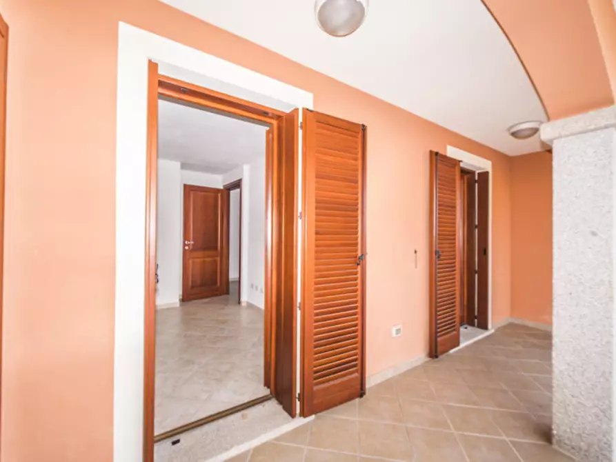 Immagine 15 di Appartamento in vendita  in Via Salvatore Quasimodo 45a a Olbia