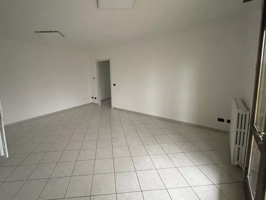 Immagine 4 di Appartamento in vendita  a Suzzara