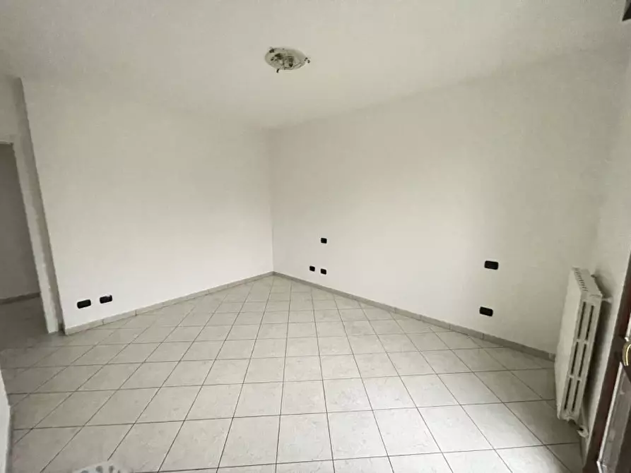 Immagine 11 di Appartamento in vendita  a Suzzara