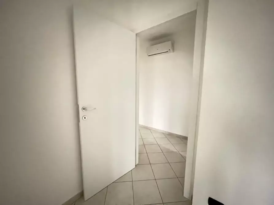 Immagine 13 di Appartamento in vendita  a Suzzara