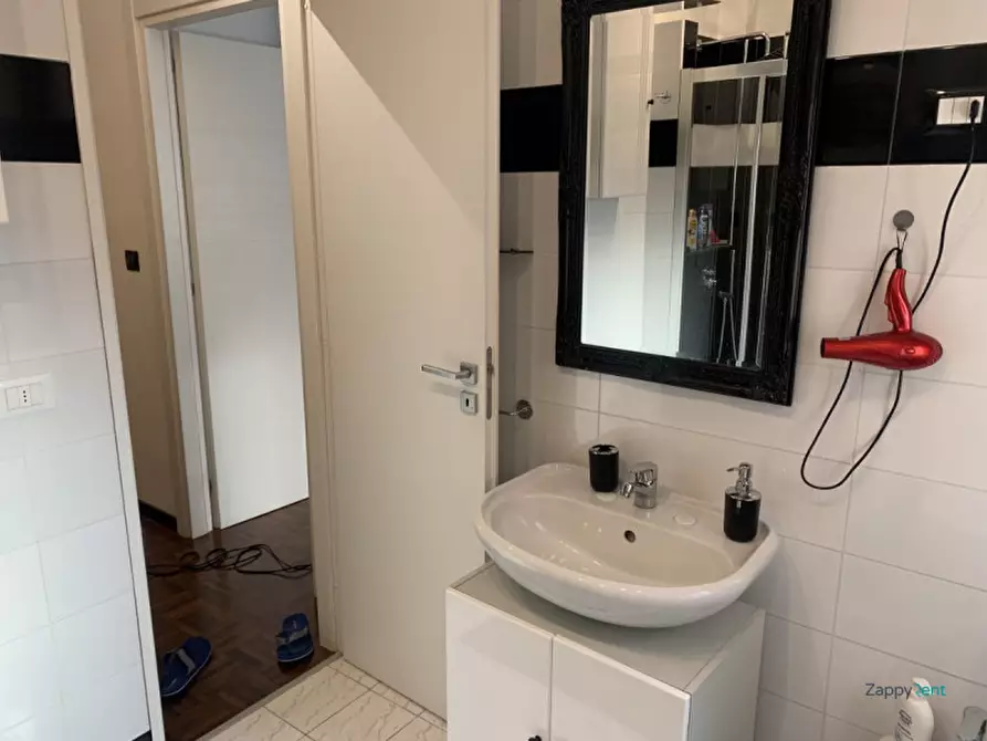 Immagine 14 di Appartamento in affitto  in Via Luigi Resnati a Milano