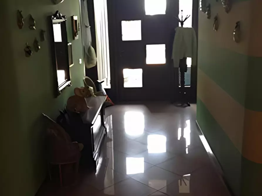 Immagine 12 di Appartamento in vendita  in Via De Amicis n. 16 a Cureggio