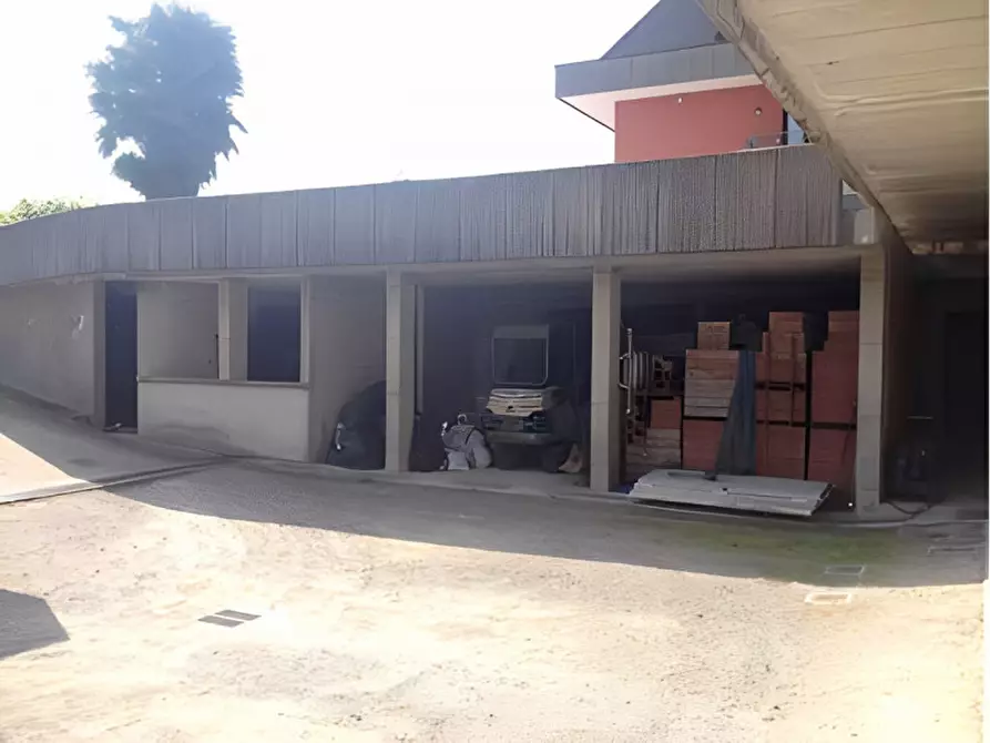 Immagine 17 di Appartamento in vendita  in Via De Amicis n. 16 a Cureggio