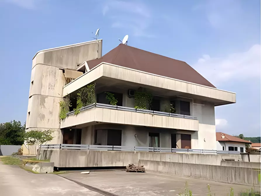 Immagine 21 di Appartamento in vendita  in Via De Amicis n. 16 a Cureggio