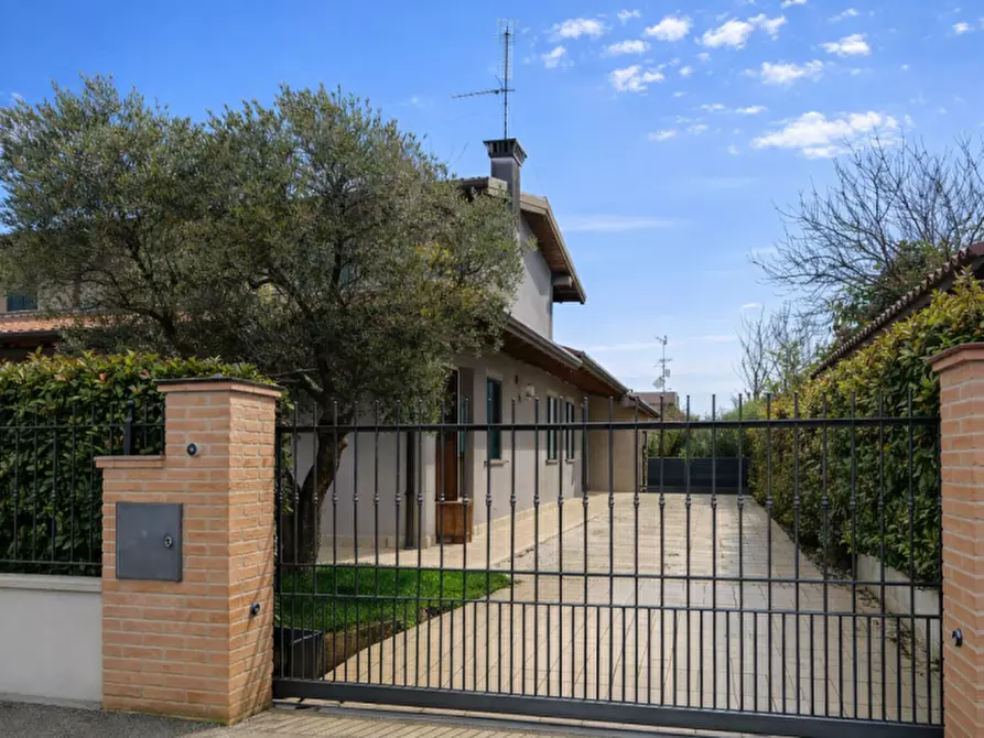 Immagine 2 di Villetta a schiera in vendita  in Via Fratelli Cervi a Medole