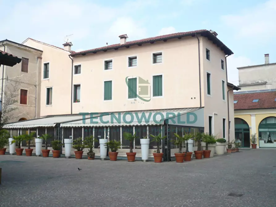 Immagine 3 di Attività commerciale in vendita  in Piazza Rossi a Thiene