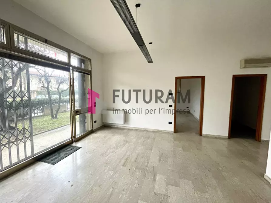 Immagine 3 di Ufficio in vendita  in VIA ROMA 1 a Selvazzano Dentro