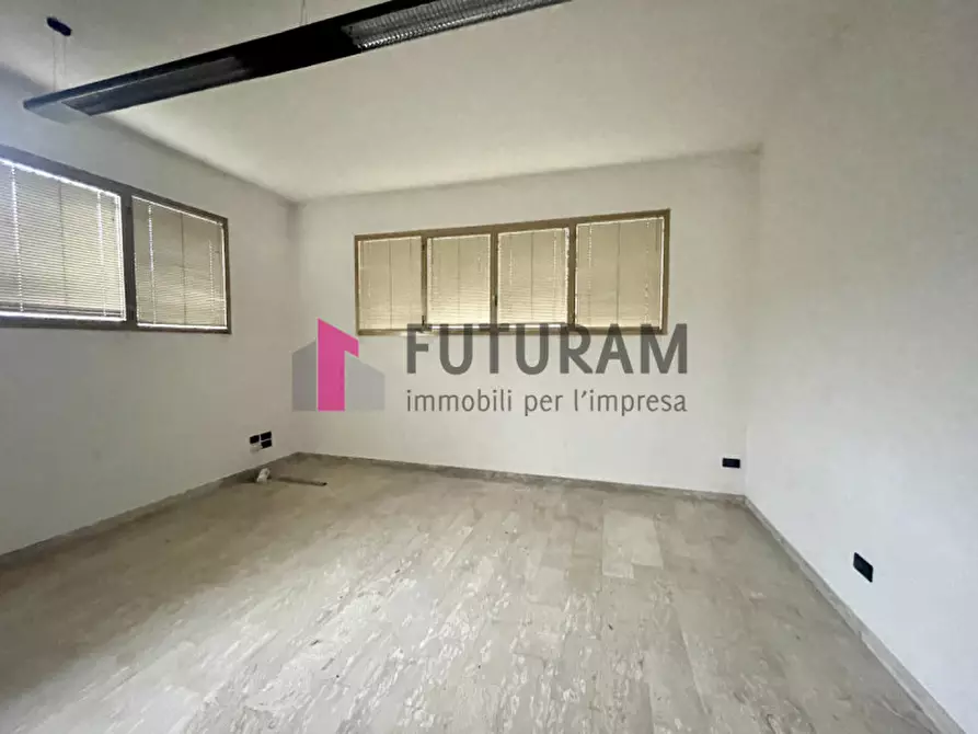 Immagine 13 di Ufficio in vendita  in VIA ROMA 1 a Selvazzano Dentro