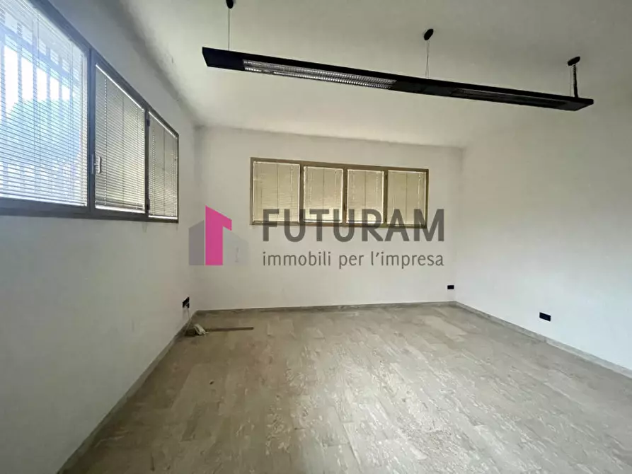 Immagine 15 di Ufficio in vendita  in VIA ROMA 1 a Selvazzano Dentro