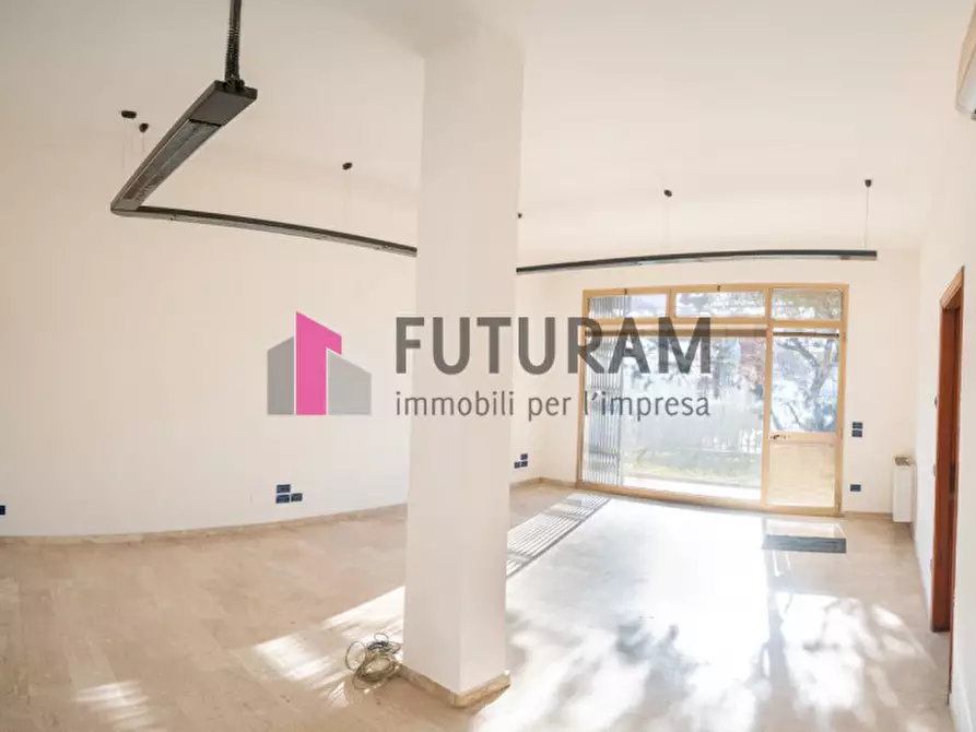Immagine 31 di Ufficio in vendita  in VIA ROMA 1 a Selvazzano Dentro