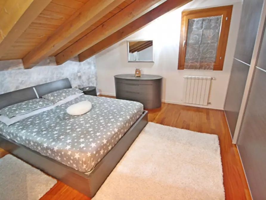 Immagine 8 di Appartamento in affitto  in Via Rugoletto a Santa Maria Di Sala