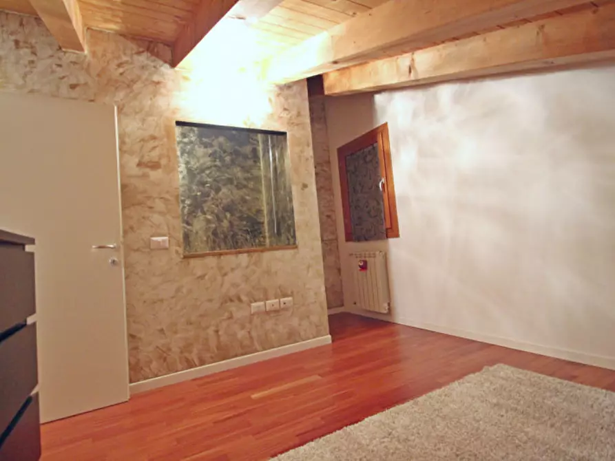 Immagine 12 di Appartamento in affitto  in Via Rugoletto a Santa Maria Di Sala