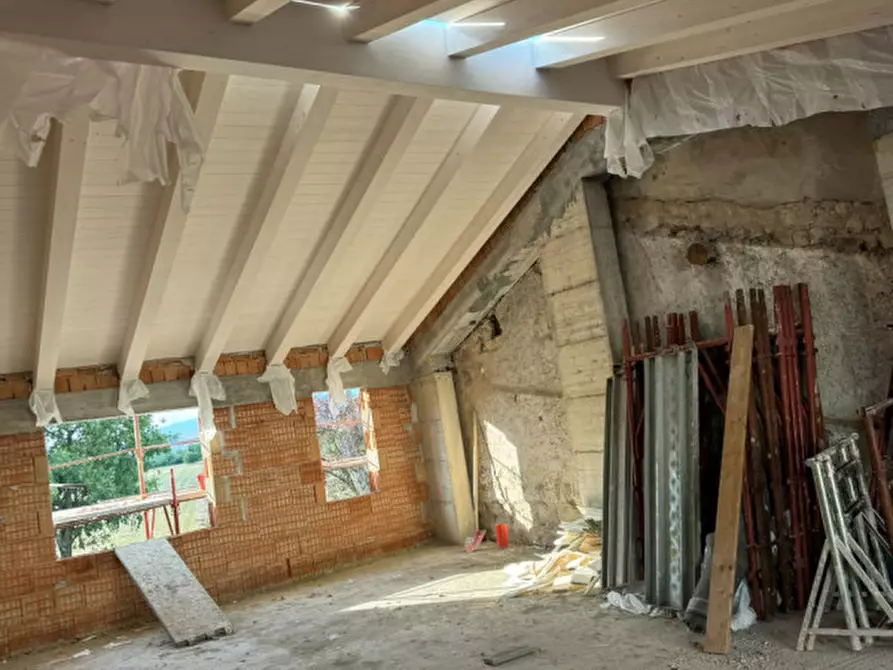 Immagine 12 di Appartamento in vendita  a Villafranca Di Verona