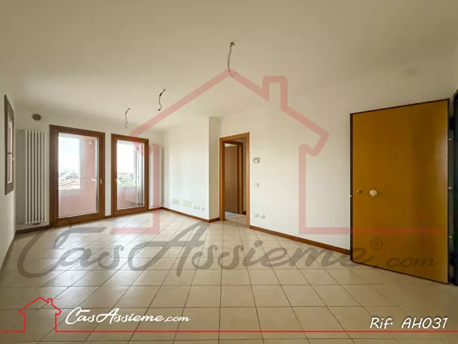 Immagine 2 di Appartamento in vendita  a Rossano Veneto