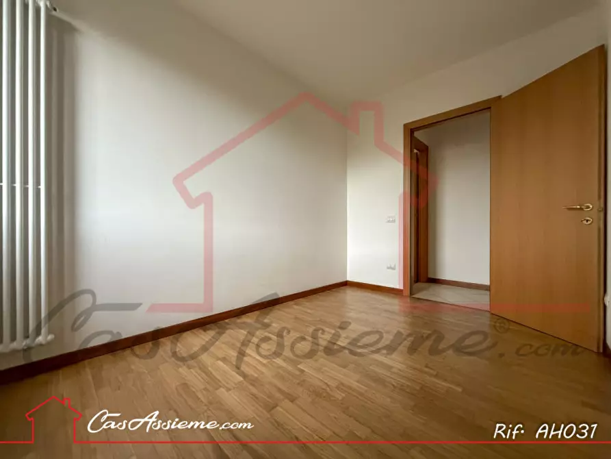 Immagine 17 di Appartamento in vendita  a Rossano Veneto