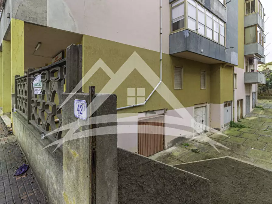 Immagine 3 di Magazzino in vendita  in Viale Delle Vigne, 44 a Porto Torres