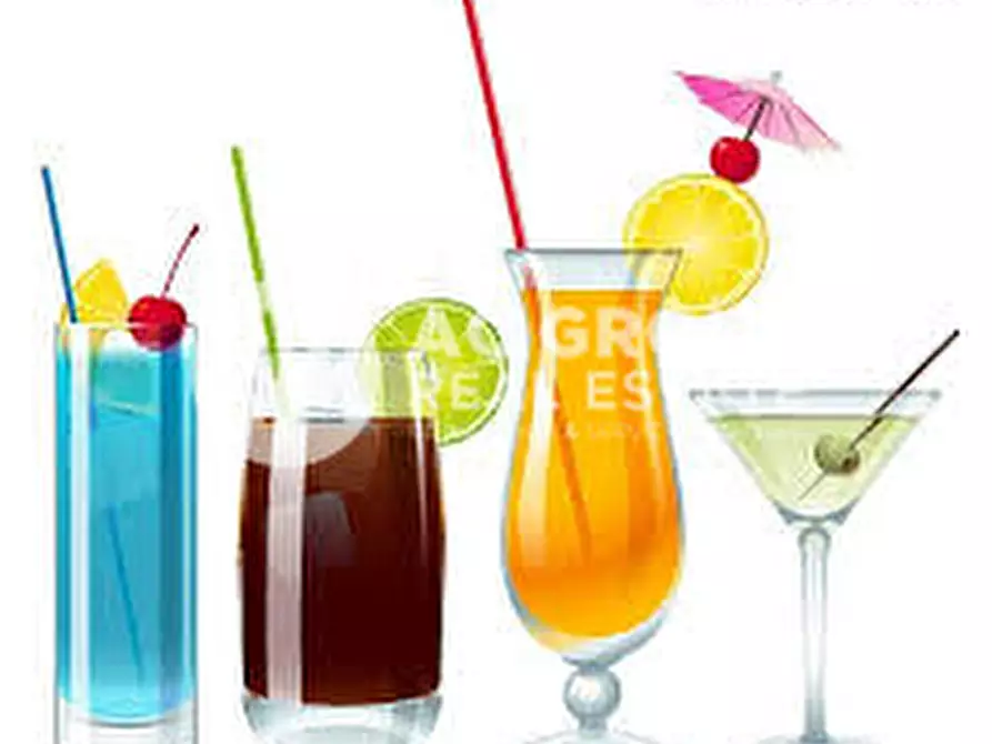 Immagine 11 di Attività commerciale in vendita  in C.so Italia a Saronno