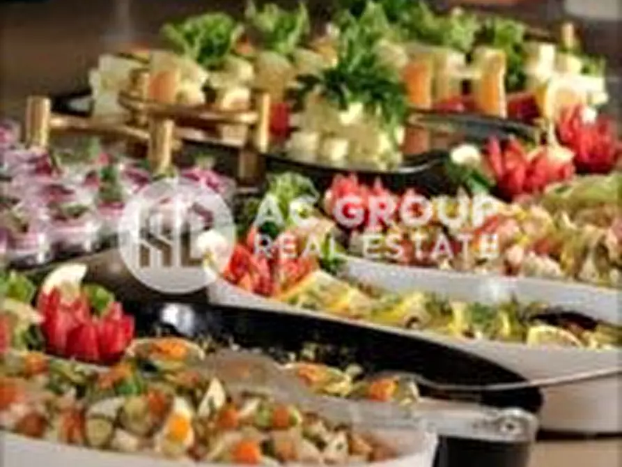 Immagine 14 di Attività commerciale in vendita  in C.so Italia a Saronno