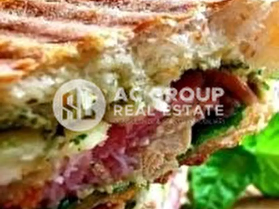 Immagine 15 di Attività commerciale in vendita  in C.so Italia a Saronno