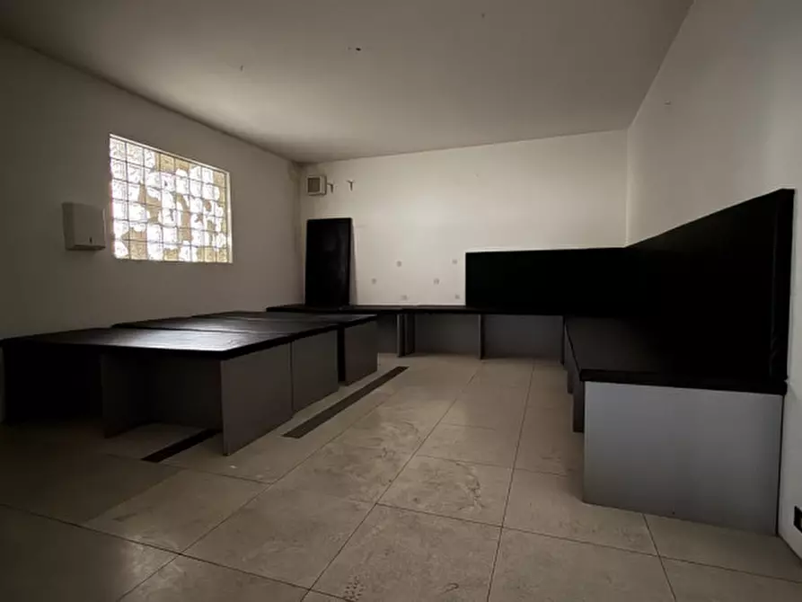 Immagine 9 di Ufficio in vendita  in Via Jacopo Avanzo a Padova