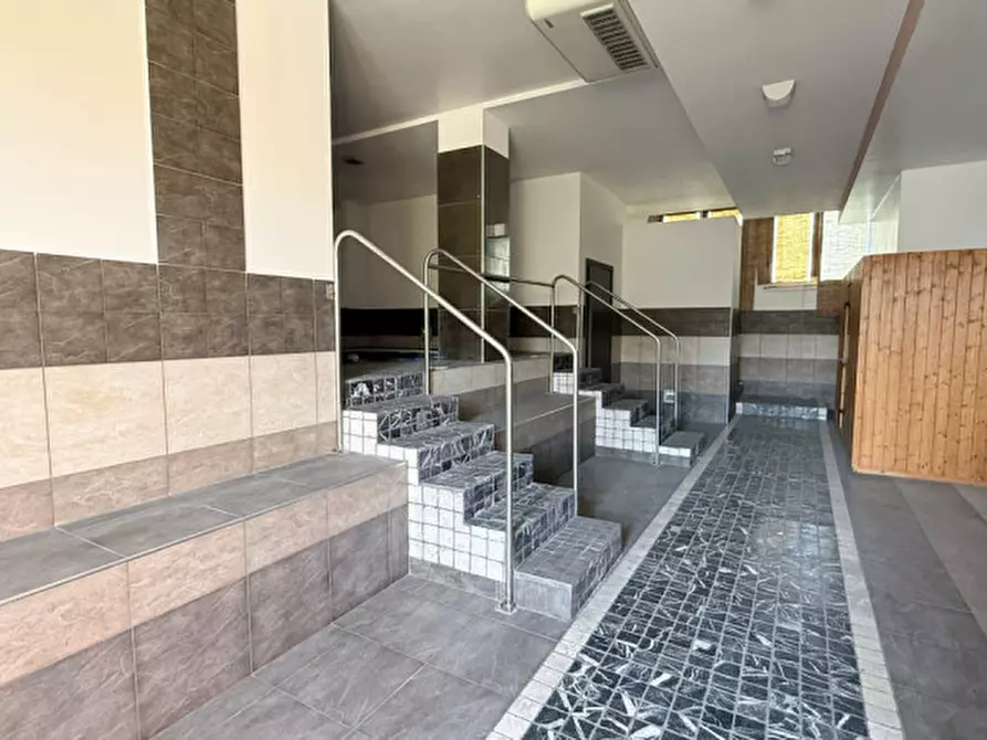 Immagine 10 di Ufficio in vendita  in Via Jacopo Avanzo a Padova