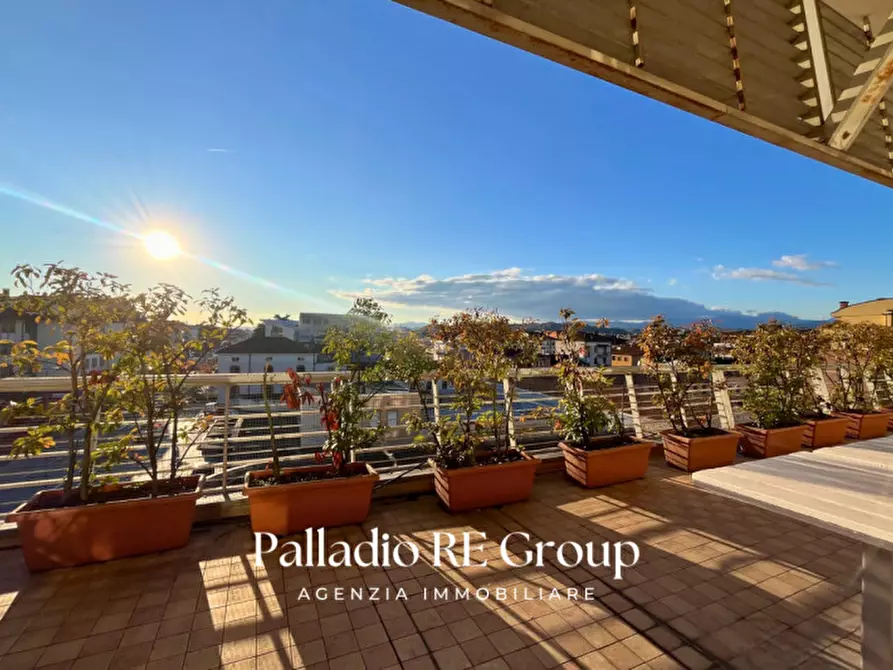 Immagine 9 di Attico in vendita  in Viale Verona a Vicenza