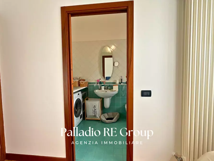 Immagine 21 di Attico in vendita  in Viale Verona a Vicenza