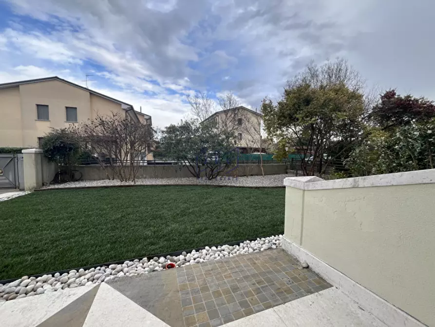 Immagine 5 di Villa in vendita  in Via Borgo Tonini a Vazzola