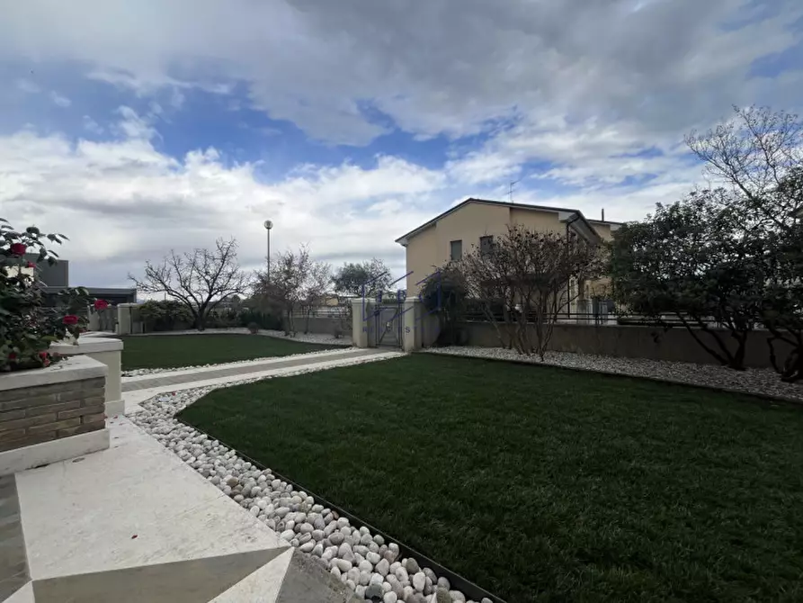 Immagine 6 di Villa in vendita  in Via Borgo Tonini a Vazzola