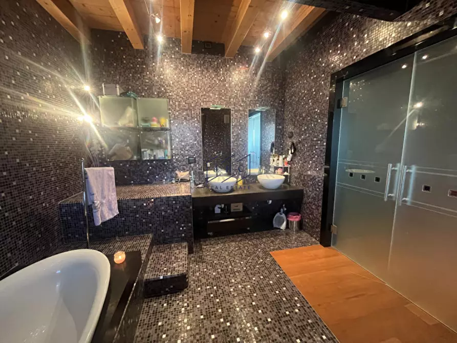 Immagine 28 di Villa in vendita  in Via Borgo Tonini a Vazzola