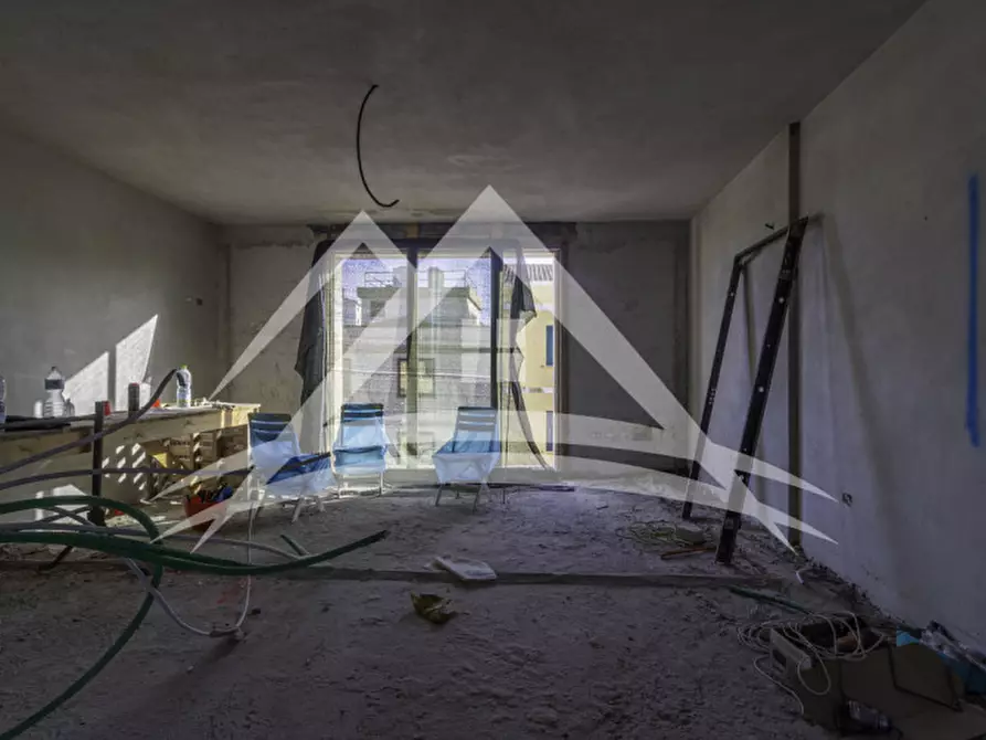 Immagine 1 di Appartamento in vendita  in Corso Vittorio Emanuele, 56 a Porto Torres