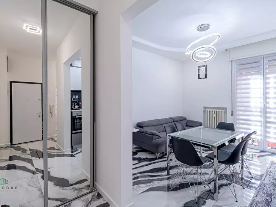 Immagine 5 di Appartamento in vendita  in via toscana 176 a Bologna