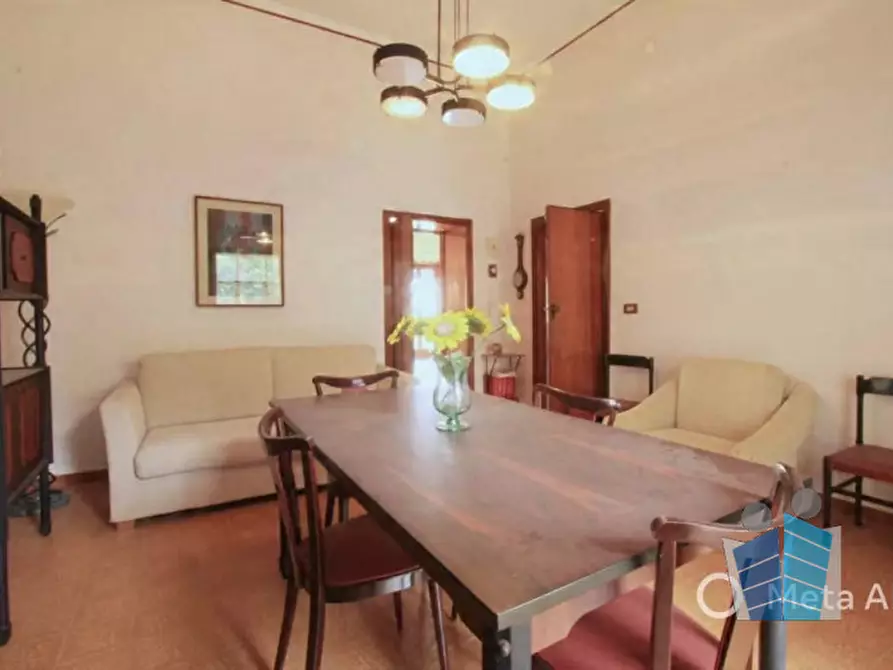 Immagine 1 di Casa bifamiliare in vendita  in via san pio X a Squinzano