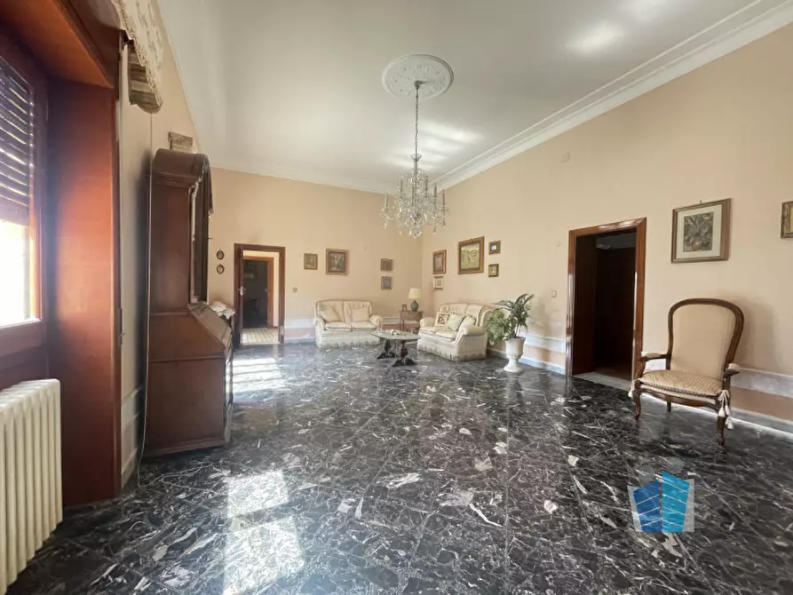 Immagine 3 di Casa bifamiliare in vendita  in via san pio X a Squinzano