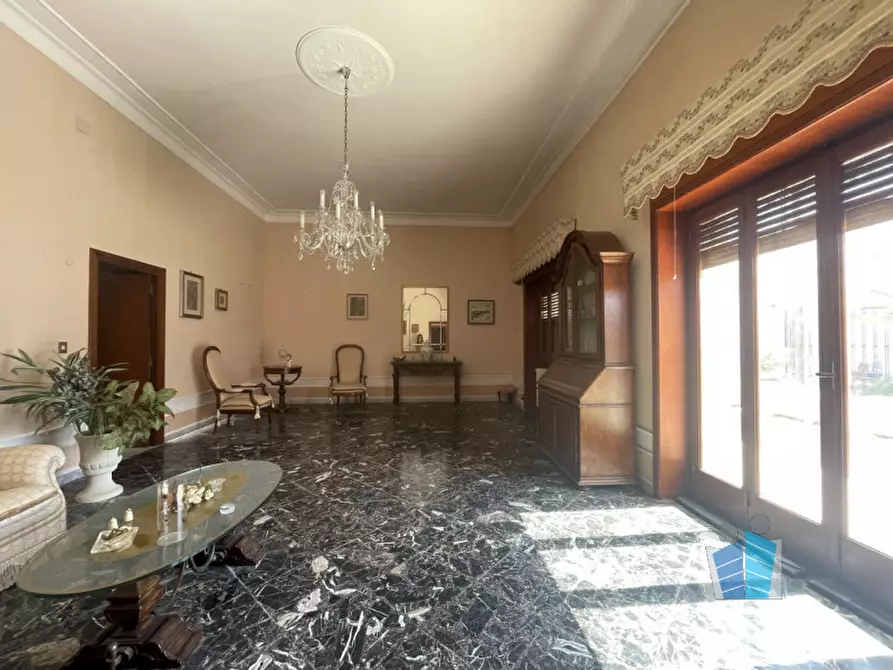Immagine 4 di Casa bifamiliare in vendita  in via san pio X a Squinzano
