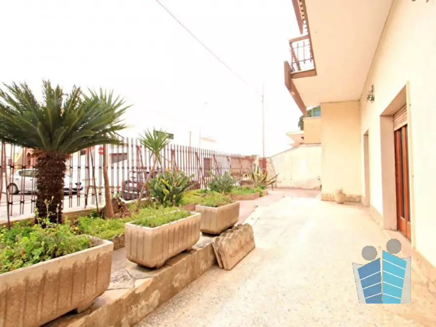 Immagine 8 di Casa bifamiliare in vendita  in via san pio X a Squinzano