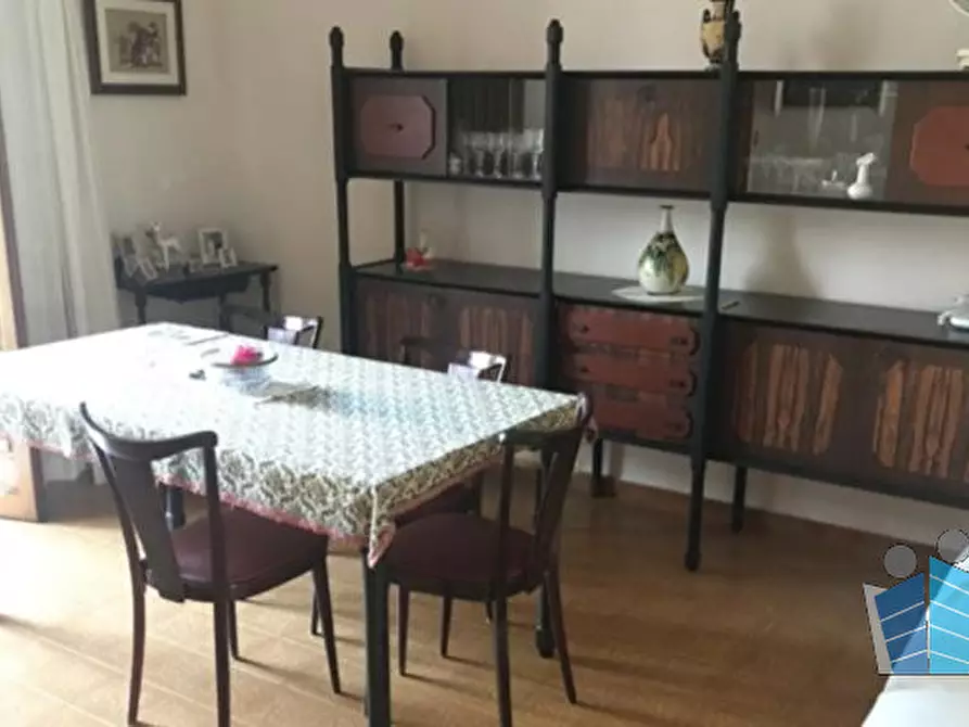 Immagine 8 di Casa bifamiliare in vendita  in via san pio X a Squinzano